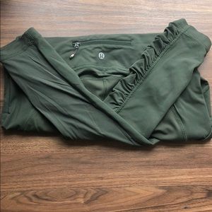 Lulu Lemon olive leggings